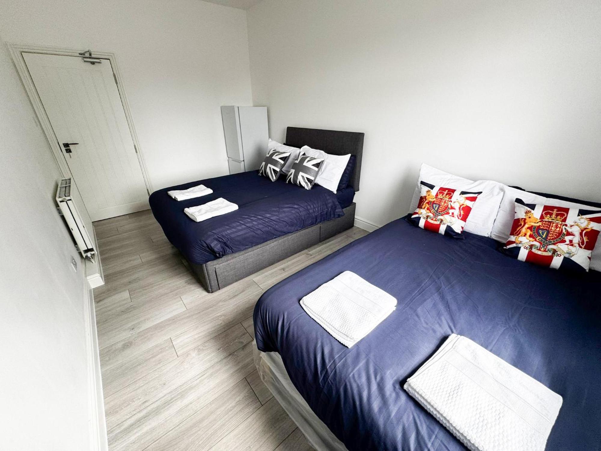 149 Budget Guesthouse Лондон Экстерьер фото